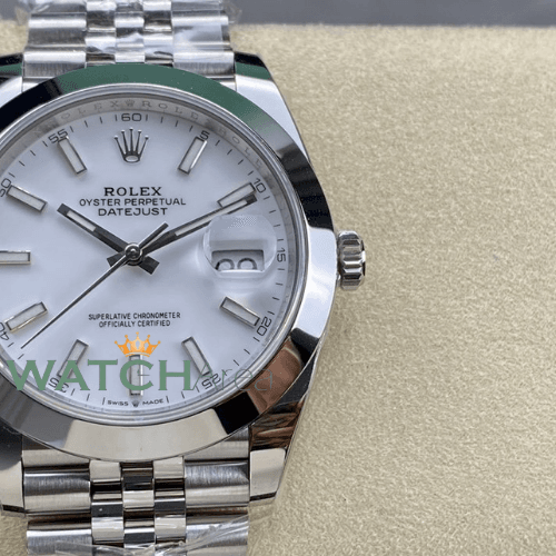 Rolex - Datejust 41 - White Dial - Smooth Bezel - Jubilee Strap