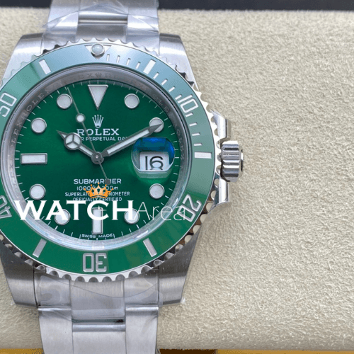 Rolex - Submariner Date/Hulk - Green Dial - Oyster Strap