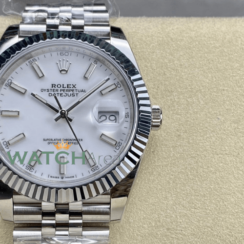 Rolex - Datejust 41 - White Dial - Fluted Bezel - Jubilee Strap