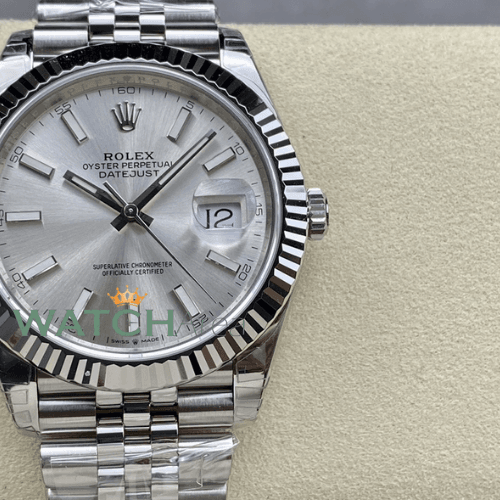 Rolex - Datejust 41 - SIlver Dial - Fluted Bezel - Jubilee Strap