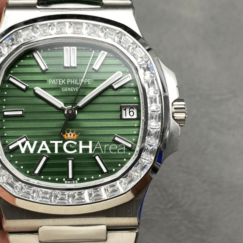 Patek Philippe - Nautilus - Green Dial - Baguette Bezel 