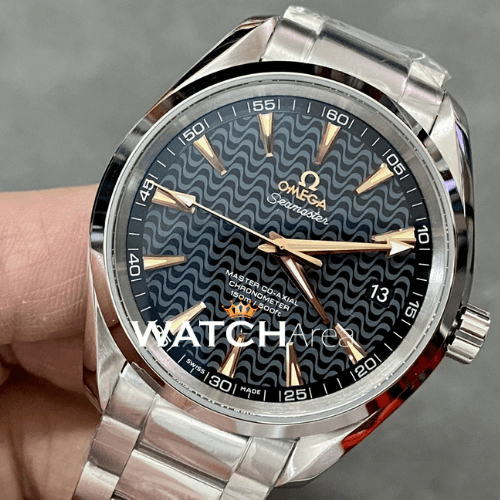 Omega - Seamaster - Blue Dial - SS Strap 2