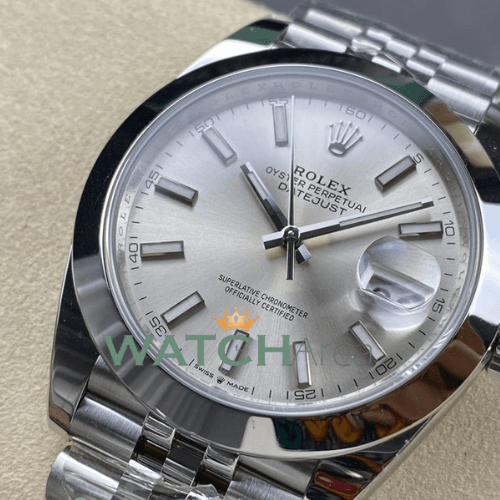 Rolex - Datejust 41 - Silver Dial - Smooth Bezel - Jubilee Strap 2