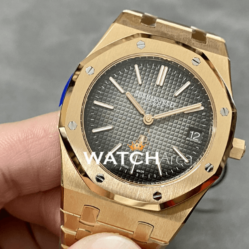 Audemars Piguet - Royal Oak - Jumbo Gold - Black Dial 2