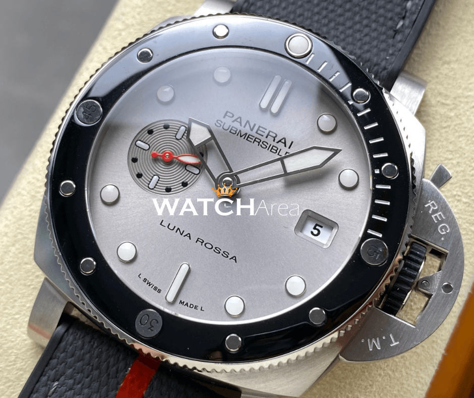 Panerai Submersible/QuarantaQuattro Luna Rossa Limited - Silver Dial - Blue textile & rubber strap 2