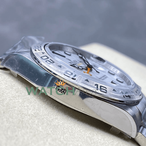 Rolex - Explorer II - White Dial - Oyster Strap 4