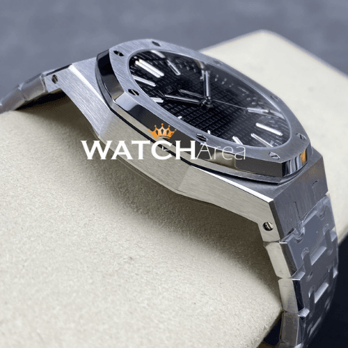 Audemars Piguet - Royal Oak - Black Dial 3