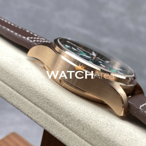 IWC - Pilot's Watch - Green Dial - RG Case - Brown Leather Strap 4