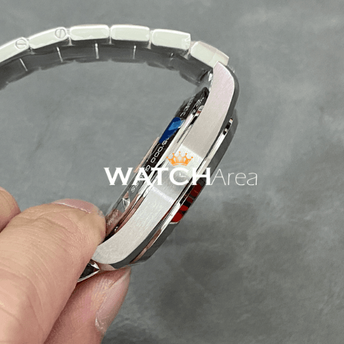 Omega - Seamaster - Blue Dial - SS Strap 3