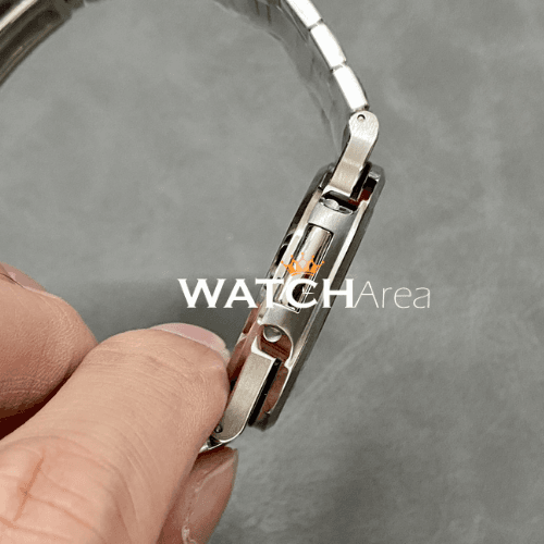 Patek Philippe - Nautilus/Tiffany & Co. - Tiffany Blue Dial 3