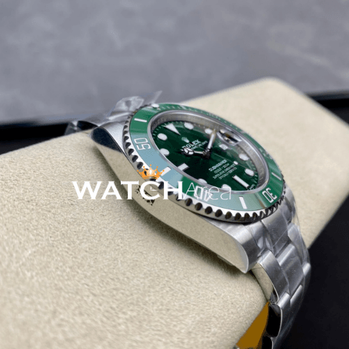 Rolex - Submariner Date/Hulk - Green Dial - Oyster Strap 4