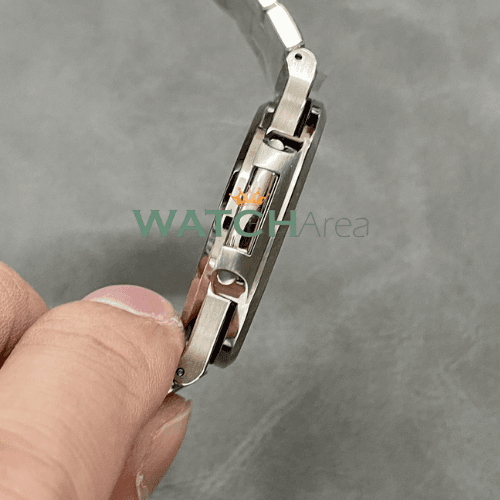 Patek Philippe - Nautilus - White Dial 3