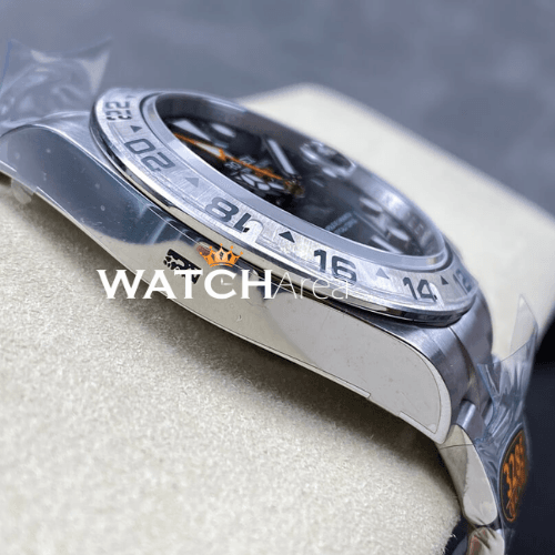 Rolex - Explorer II - Black Dial - Oyster Strap 4