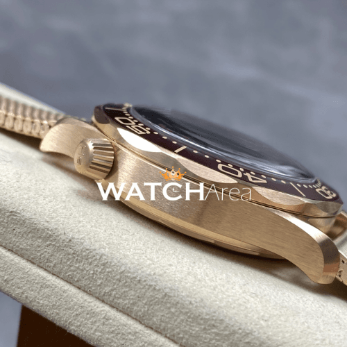 Omega - Seamaster - Black Dial - BG Milanese Strap 3