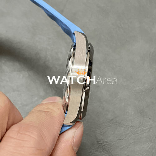 Omega - Seamaster - Sky Blue Dial - Sky Blue Rubber Strap 3