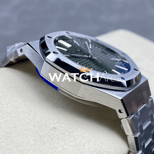 Audemars Piguet - Royal Oak - Green Dial 3