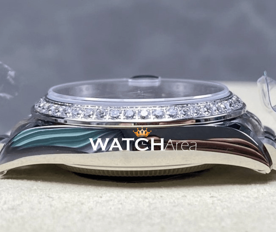 Rolex Datejust 31 - Black Dial - Jubilee Strap 4