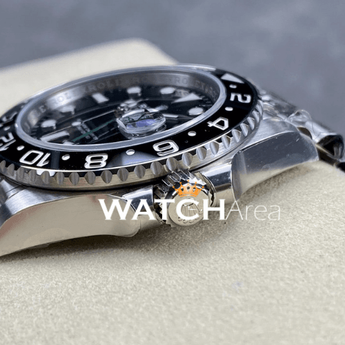Rolex - Submariner Date - Black Dial - Jubilee Strap 3
