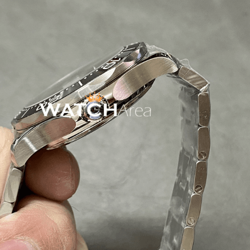 Omega - Seamaster/James Bond 007 - Blue Dial - SS Strap 4