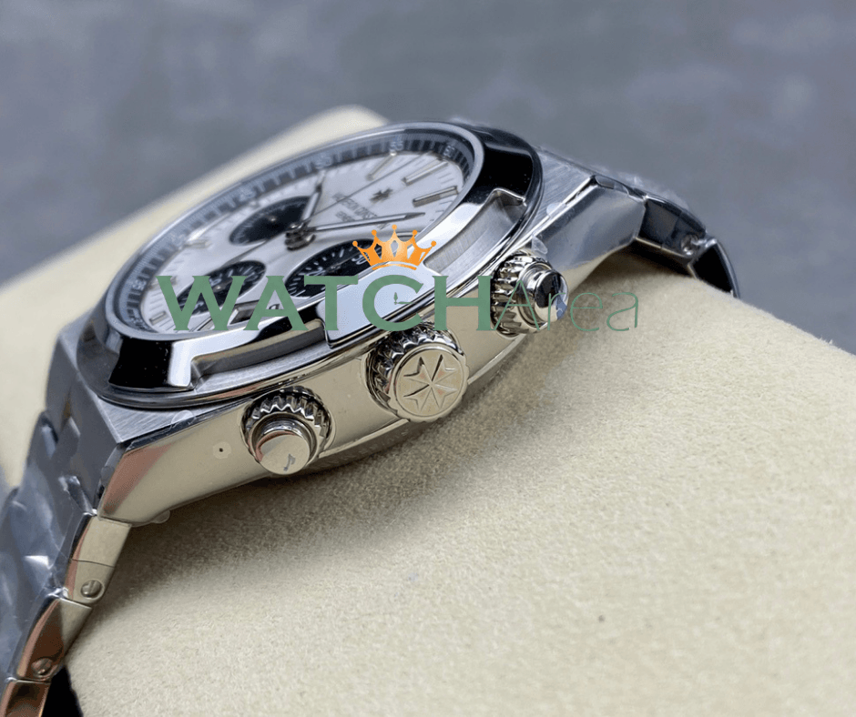 Vacheron Constantin - Overseas/Chronograph - White/Black Dial - SS Case - SS Strap 3