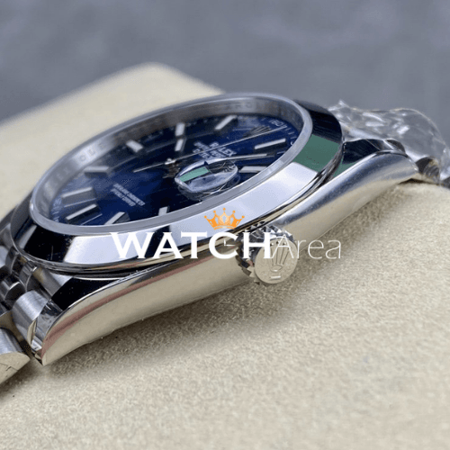 Rolex - Datejust 41 - Blue Dial - Smooth Bezel - Jubilee Strap 3