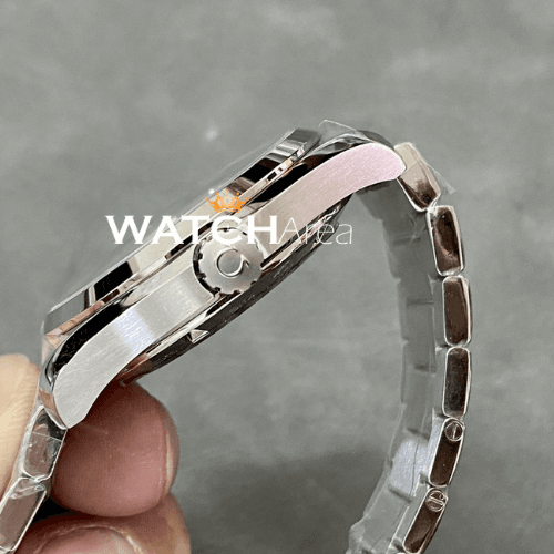 Omega - Seamaster - Blue Dial - SS Strap 4