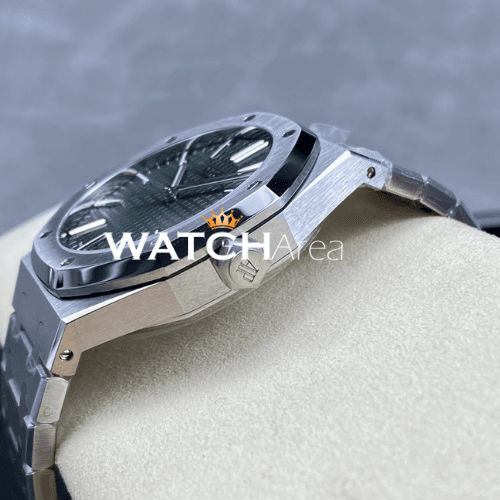 Audemars Piguet - Royal Oak - Green Dial 4