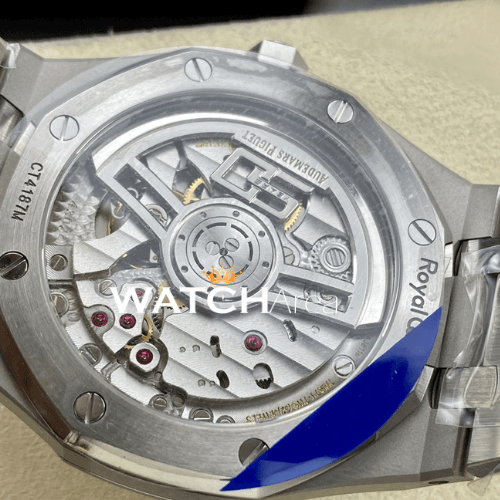 Audemars Piguet - Royal Oak - Blue Dial 6