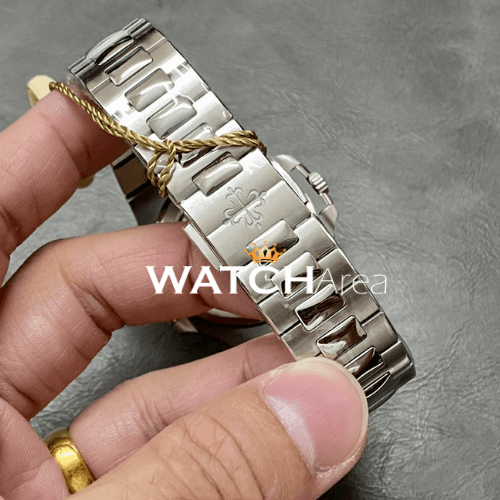 Patek Philippe - Nautilus - Blue Dial 5