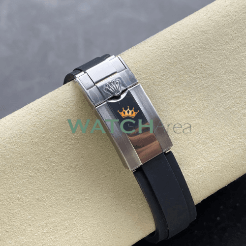 Rolex - Daytona - Silver & Black Dial - Black Oysterflex Rubber Strap 5