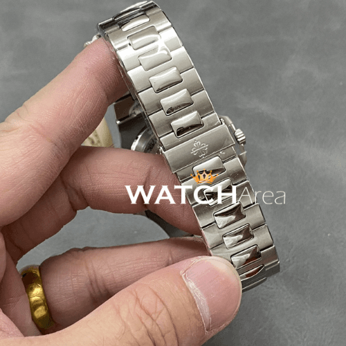 Patek Philippe - Nautilus/Tiffany & Co. - Tiffany Blue Dial 5