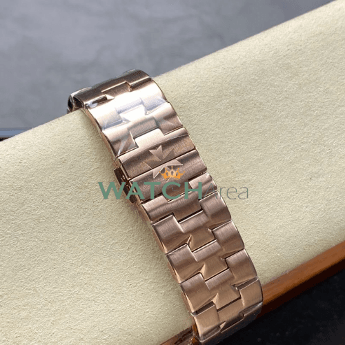 Vacheron Constantin - Overseas/Moon Phase - White Dial - RG Strap 5