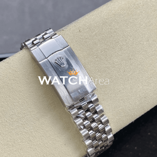 Rolex - Datejust 41 - Green Dial - Fluted Bezel - Jubilee Strap 5