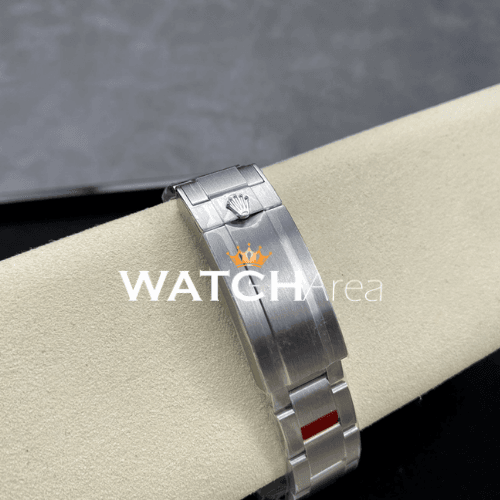 Rolex - Submariner No Date - Black Dial - Oyster Strap 5