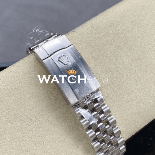 Rolex - Datejust 41 - Green Dial - Smooth Bezel - Jubilee Strap 5