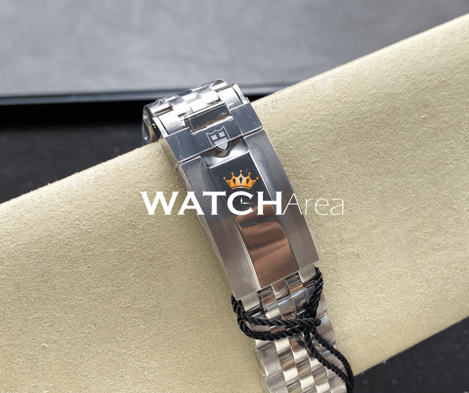 Tudor Black Bay - Black Dial - SS Strap 6
