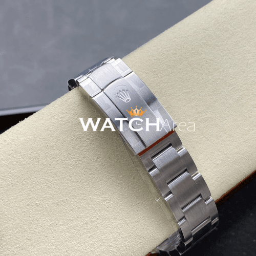 Rolex - Oyster Perpetual - Red Dial - Oyster Strap 5