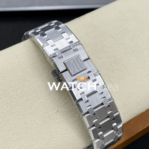 Audemars Piguet - Royal Oak - Gray Dial 5