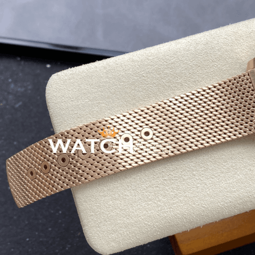 Omega - Seamaster - Black Dial - BG Milanese Strap 5