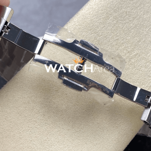 Vacheron Constantin - Overseas/Moon phase - Blue Dial - SS Strap 6